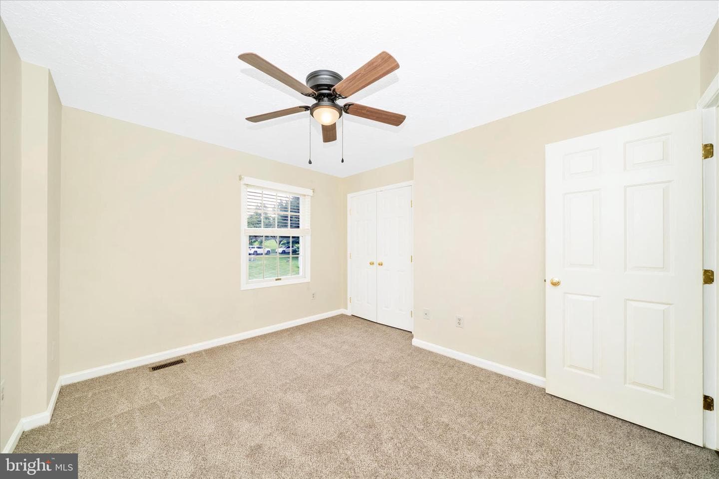 9534 Liberty Road photo 33