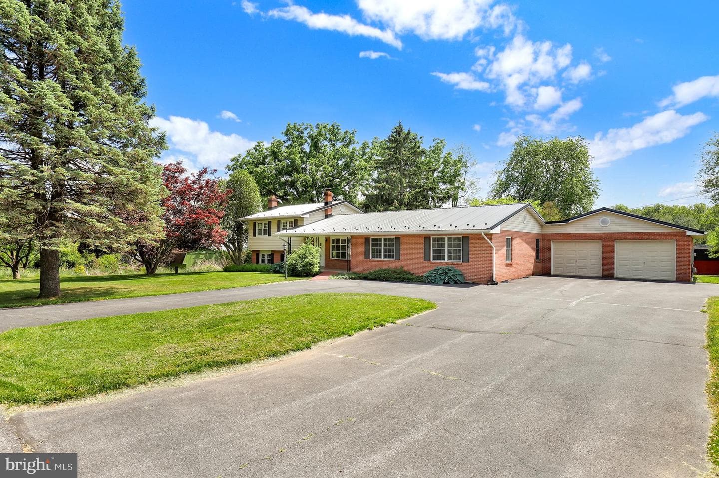 5827 Etzler Road photo 2