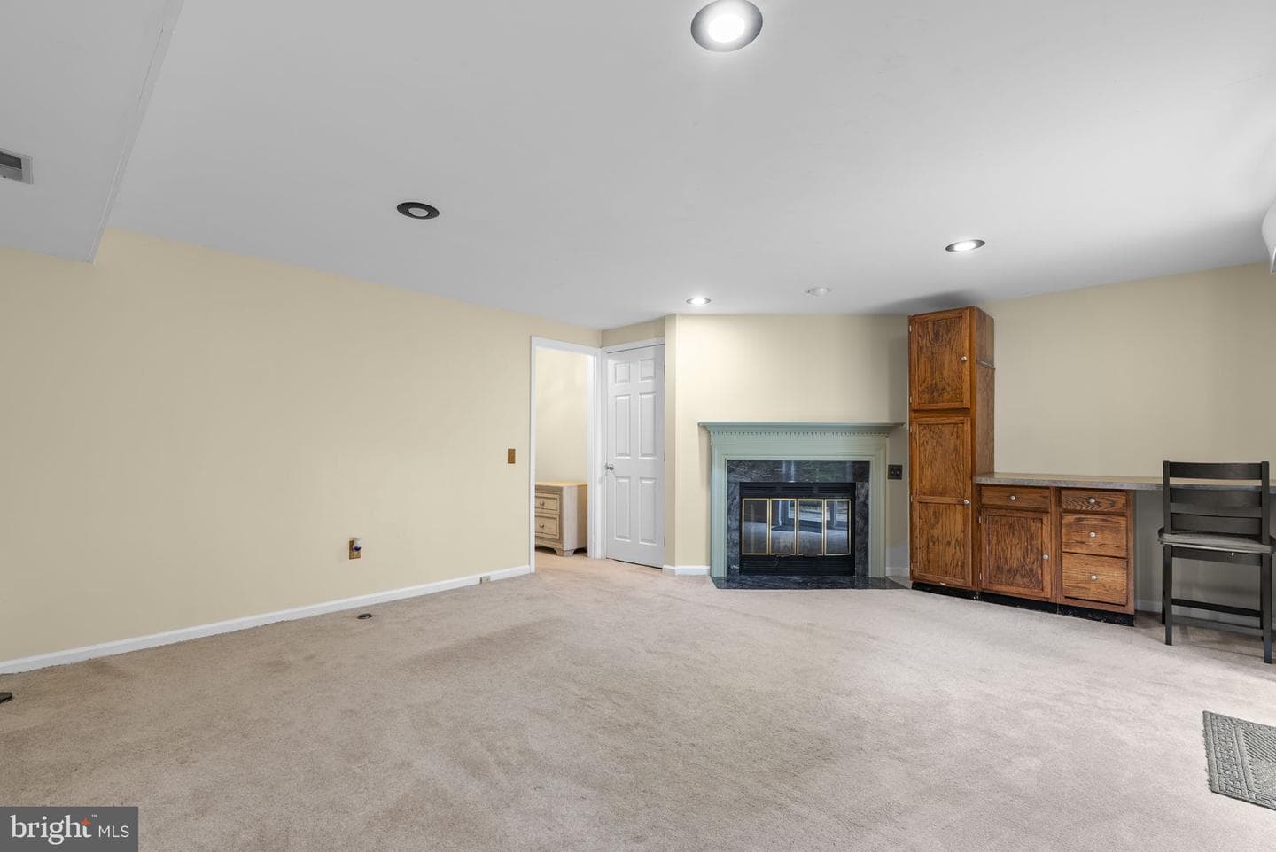 7069 Bradshaw Court W photo 21