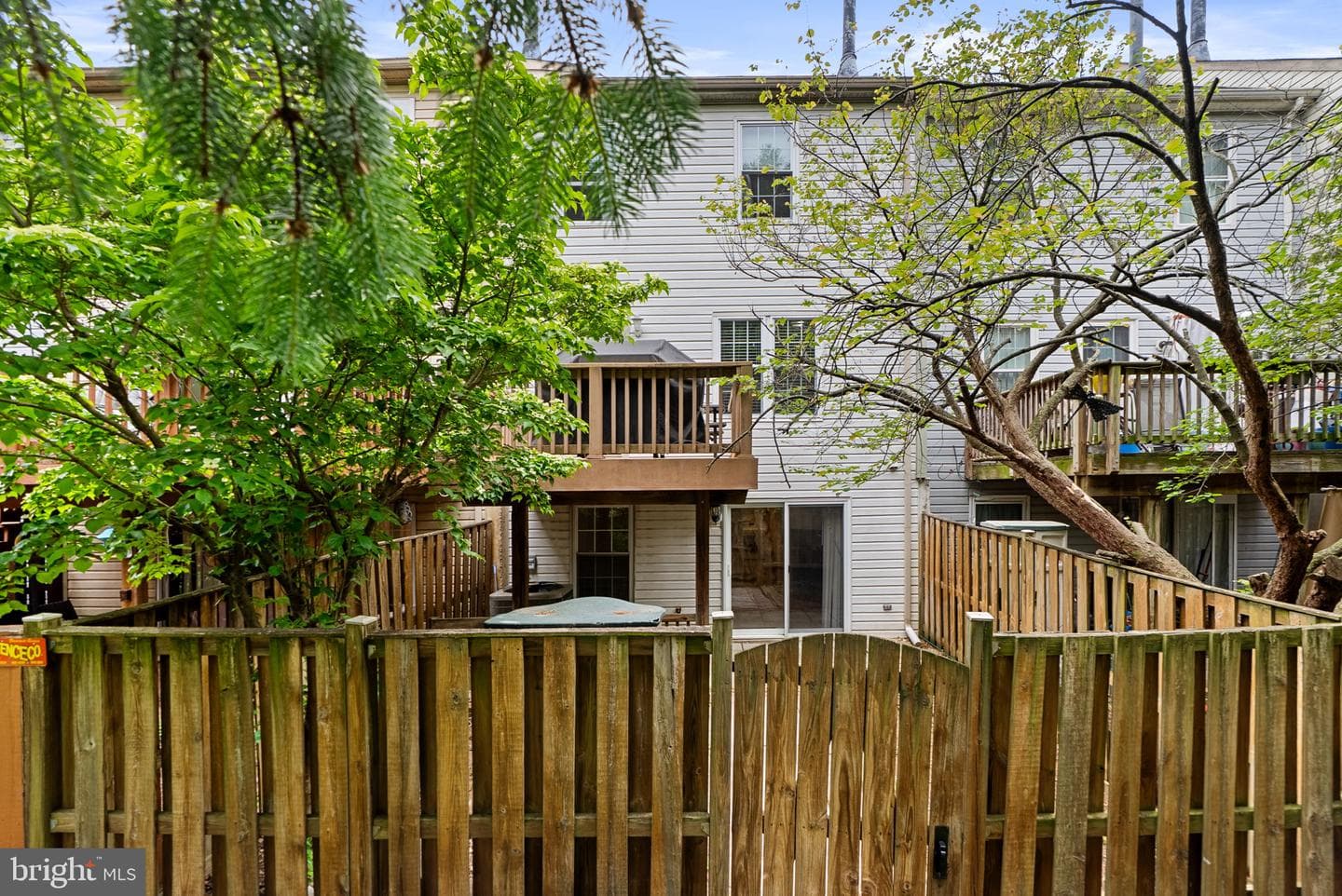 7069 Bradshaw Court W photo 25