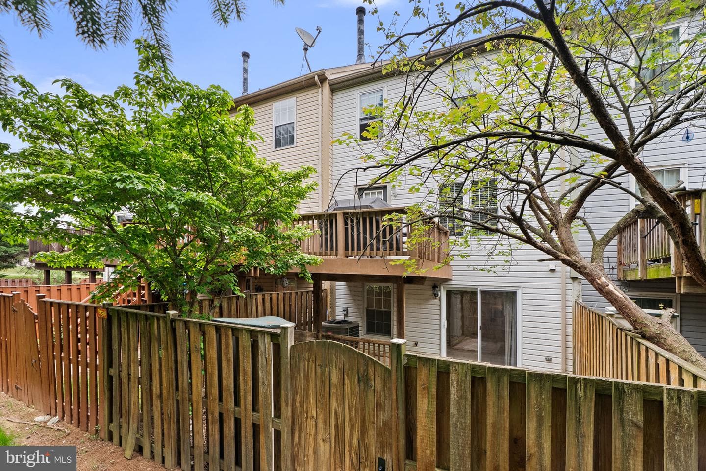 7069 Bradshaw Court W photo 26
