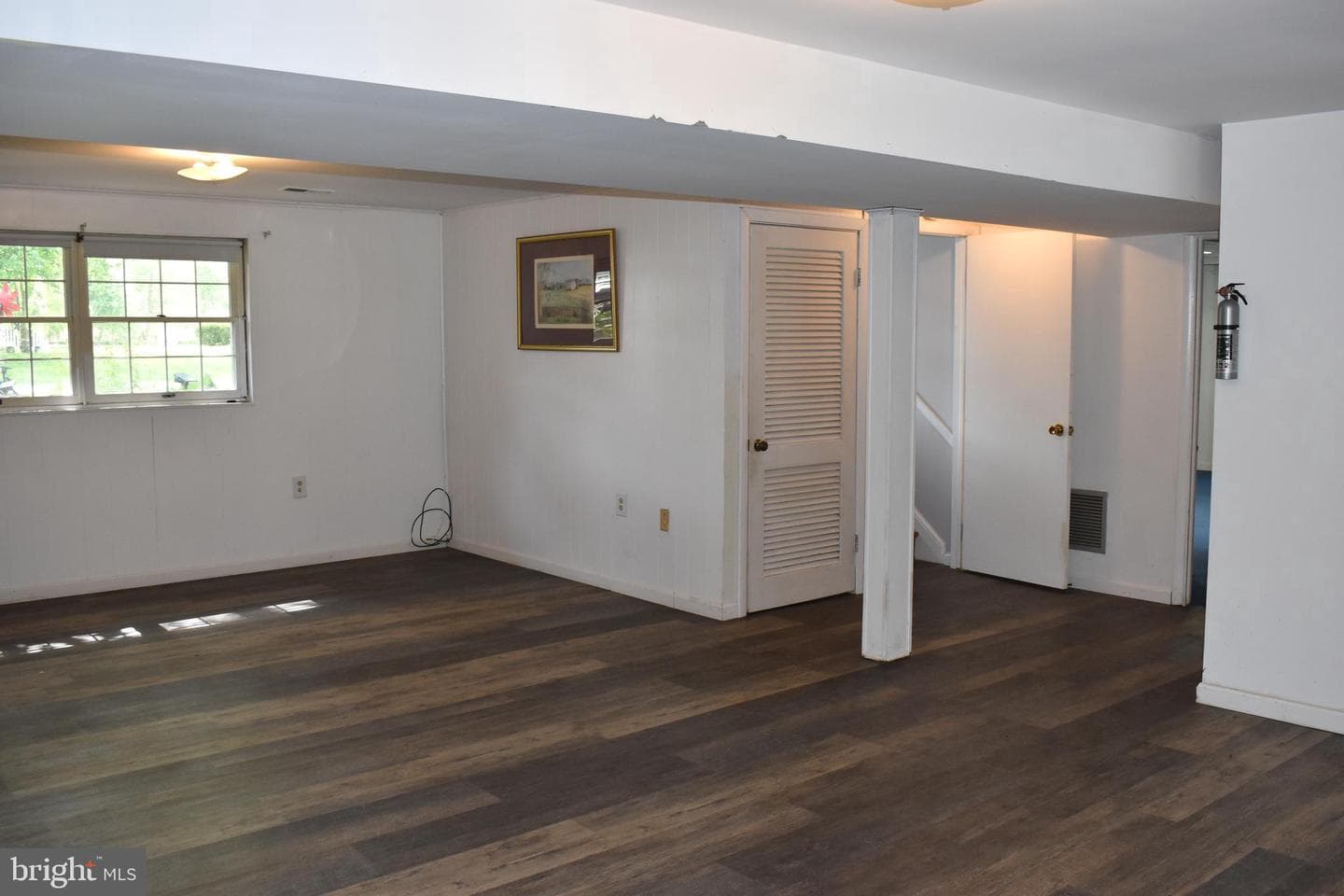 8111 Overlook Ct photo 26