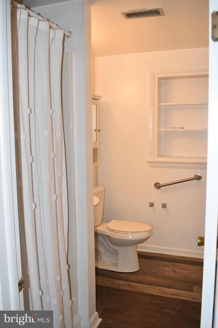 8111 Overlook Ct photo 27