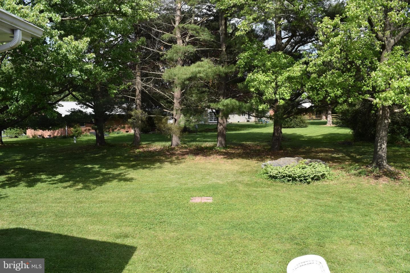 8111 Overlook Ct photo 30