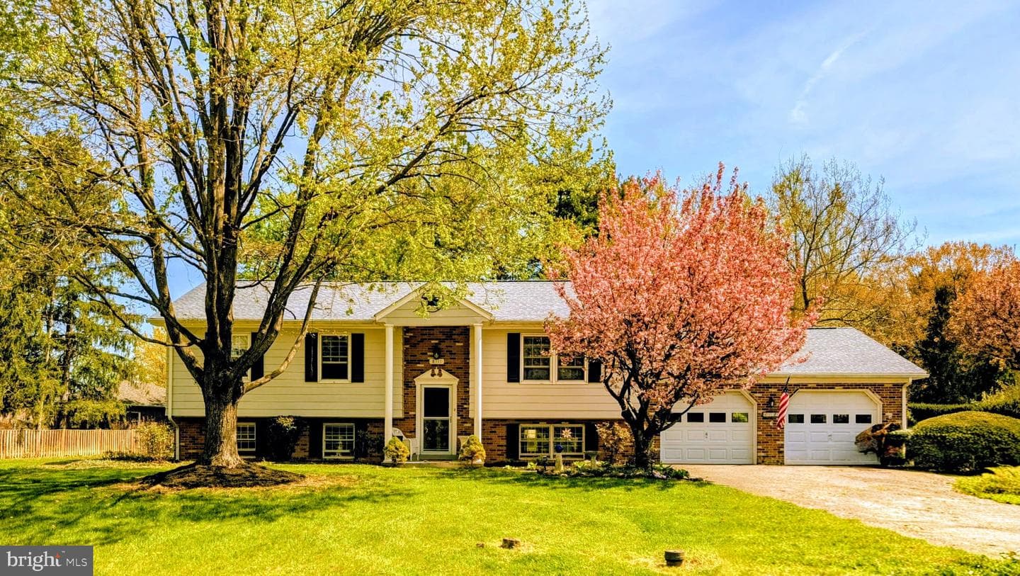 8111 Overlook Ct photo 35