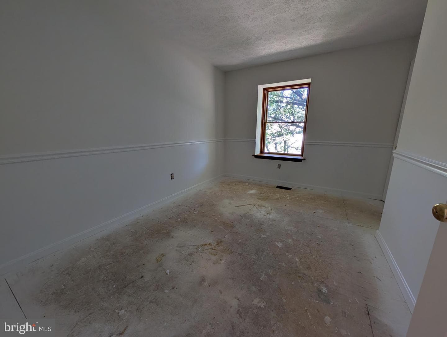 401 Westridge Circle photo 18