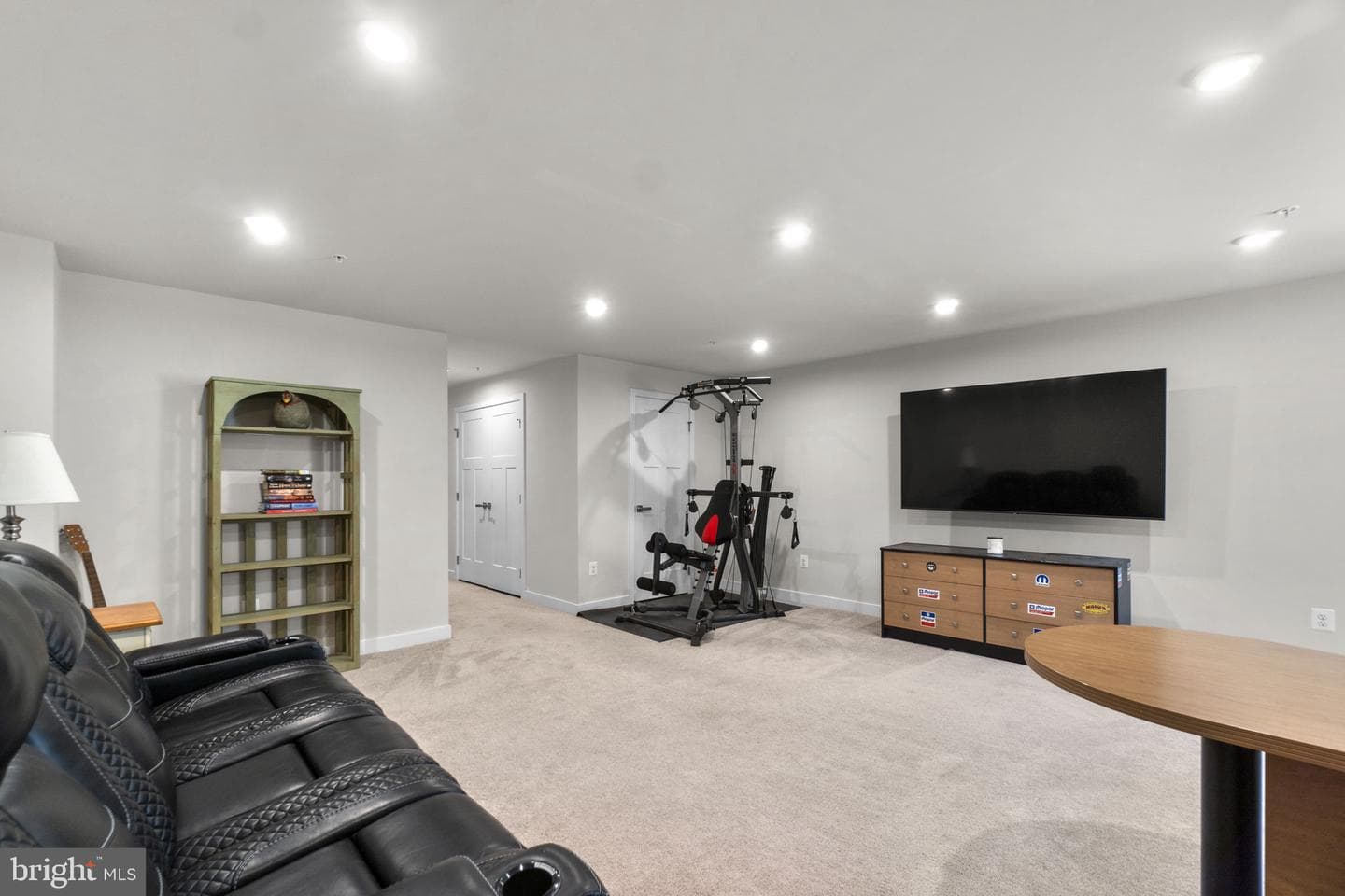 5861 Tomahawk Street photo 29