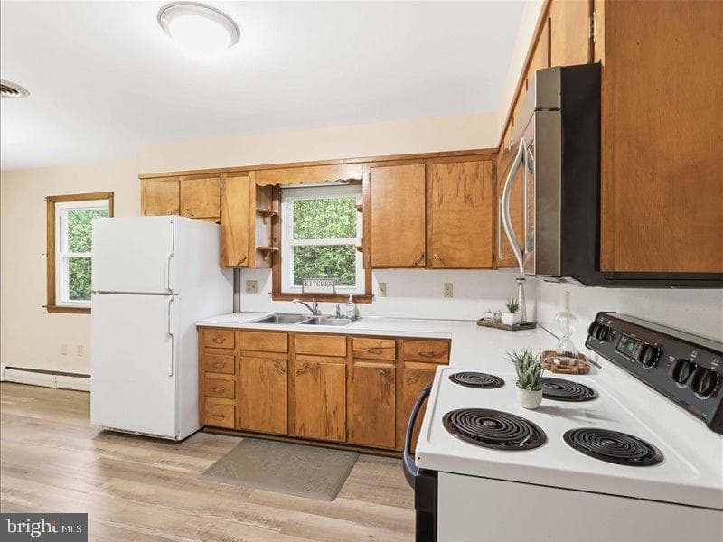 112 Locust Court photo 8