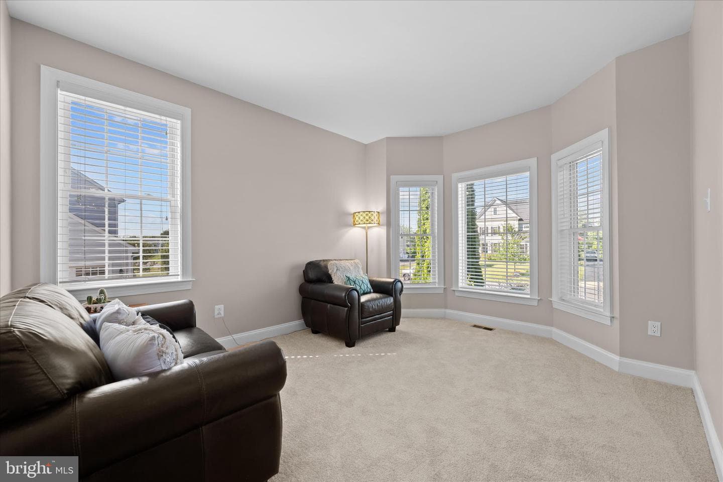 403 Richard Roberts Street photo 8