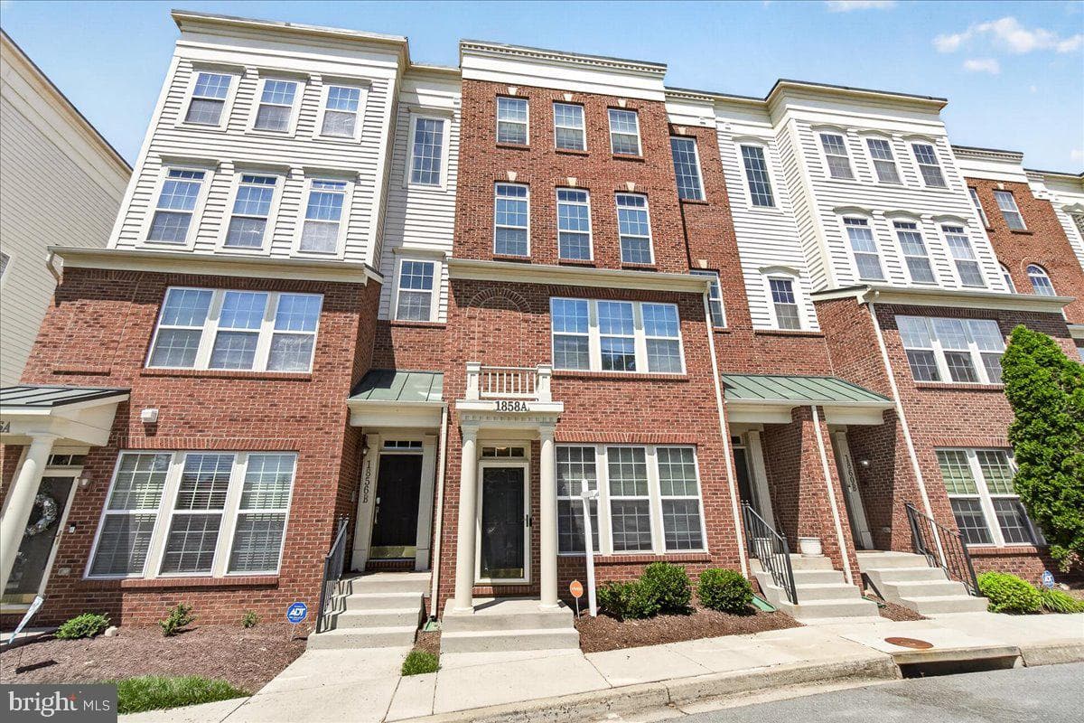 1858 Monocacy View Circle #59a, Frederick