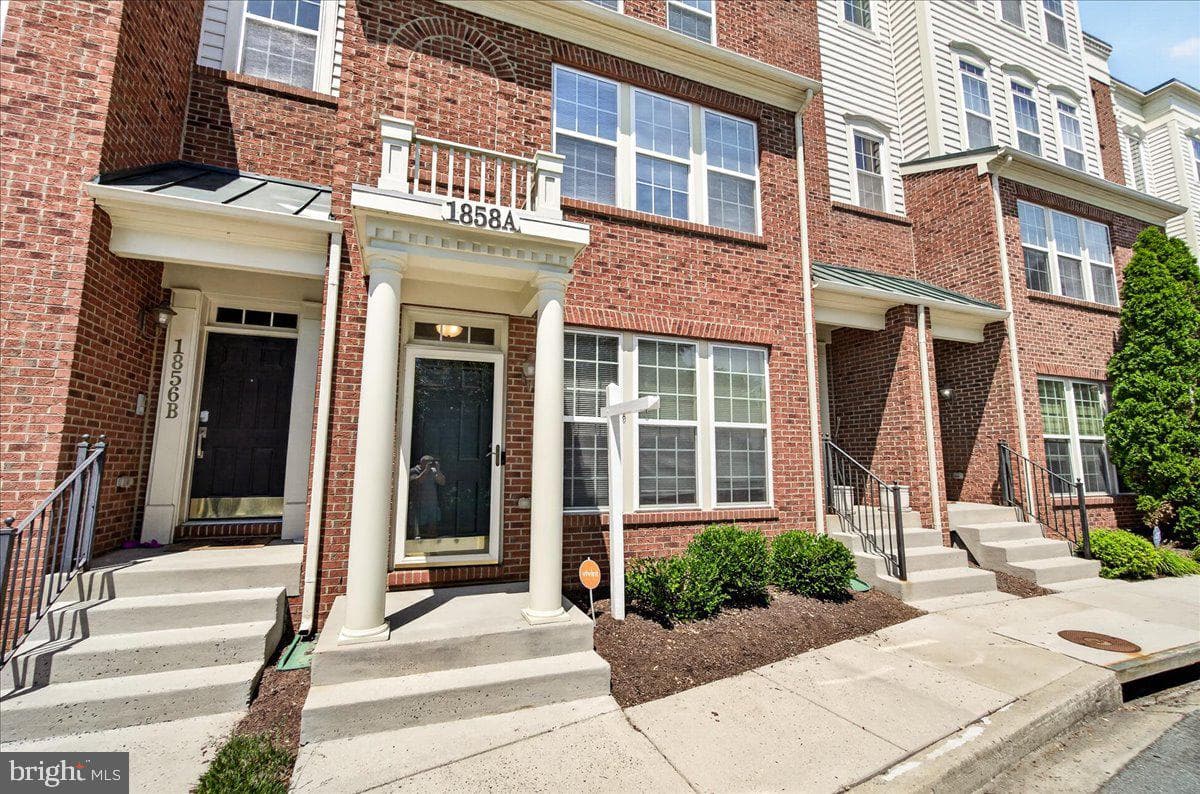 1858 Monocacy View Circle #59a, Frederick