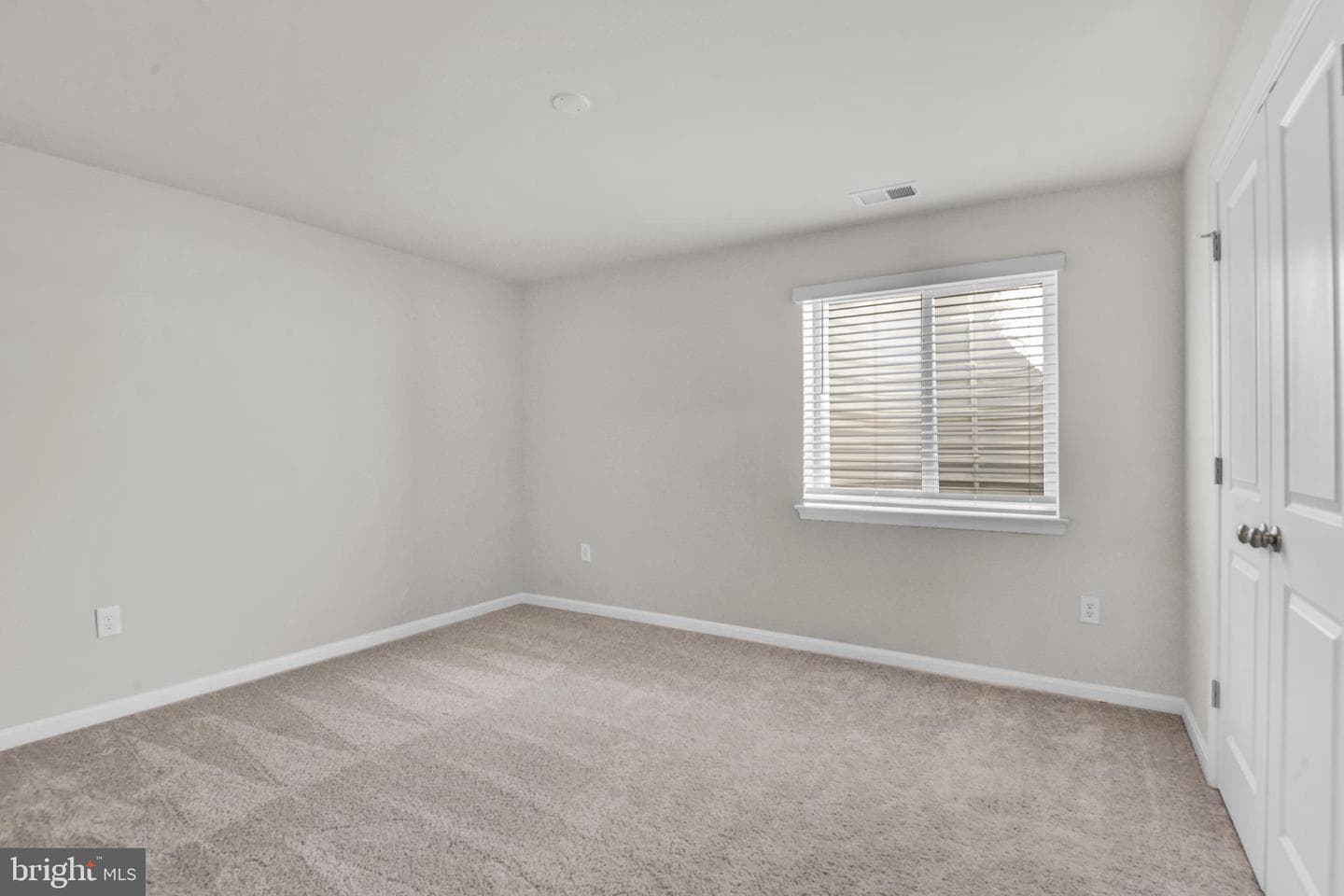 456 Hanson Street photo 26