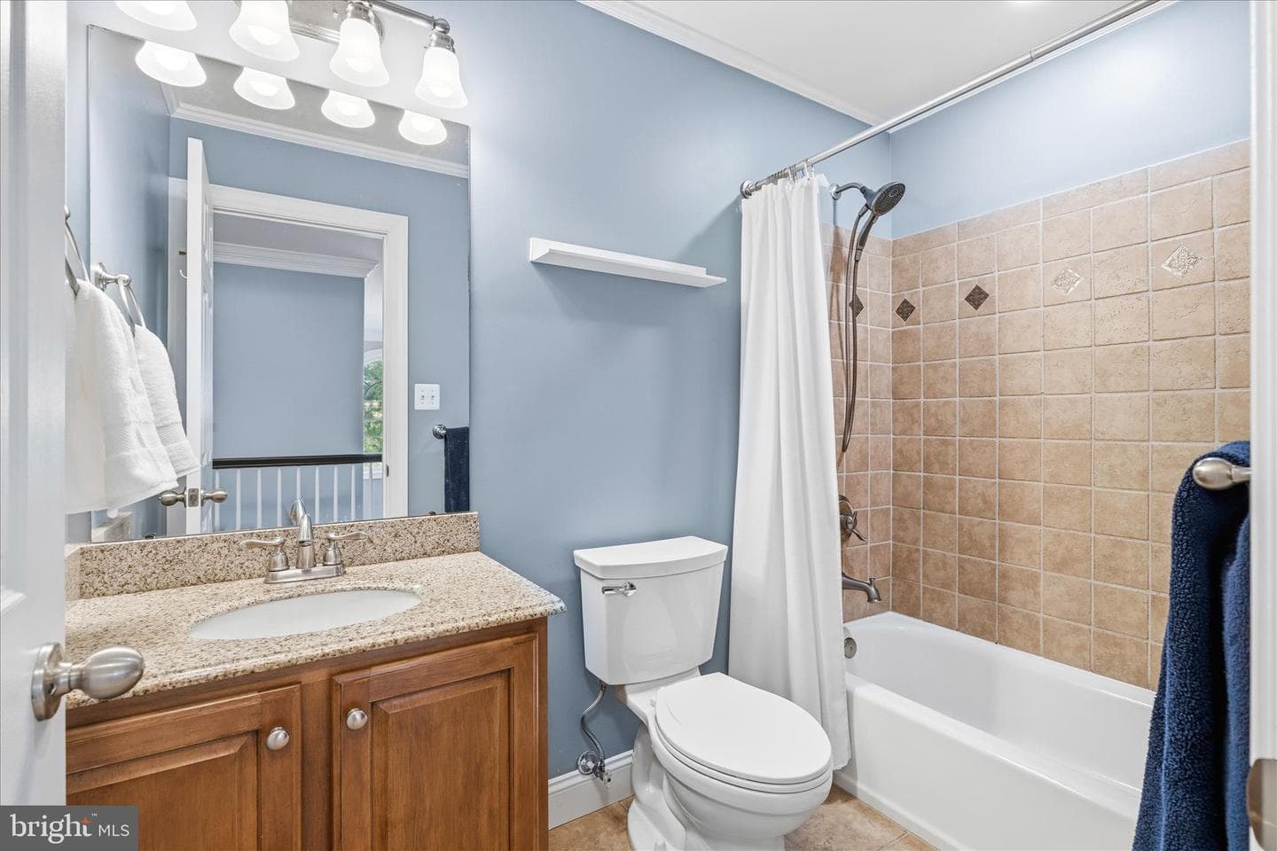 2258 W. Greenleaf Drive photo 25