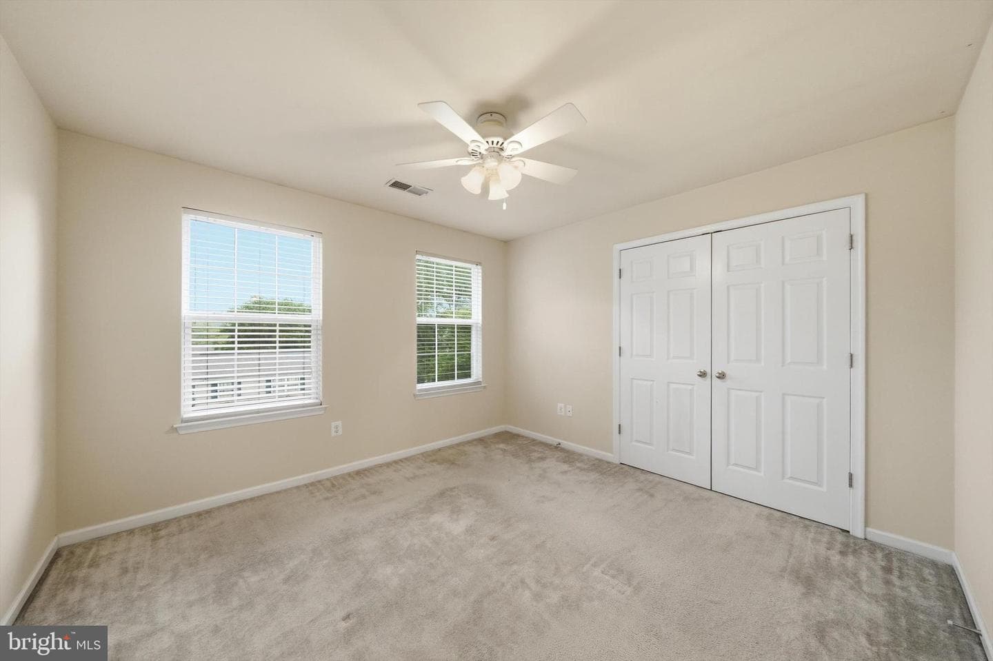6728 Meadowlawn Circle photo 26