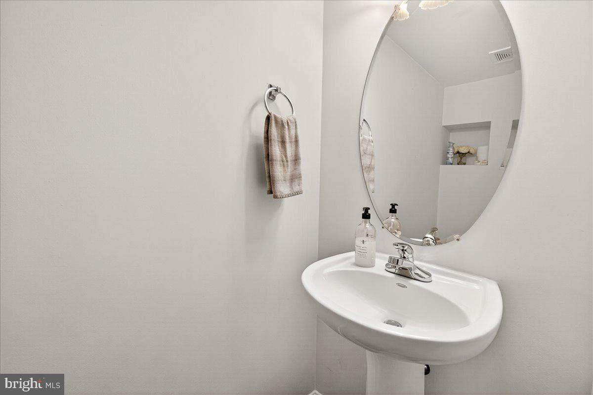 248 Timber View Court photo 13