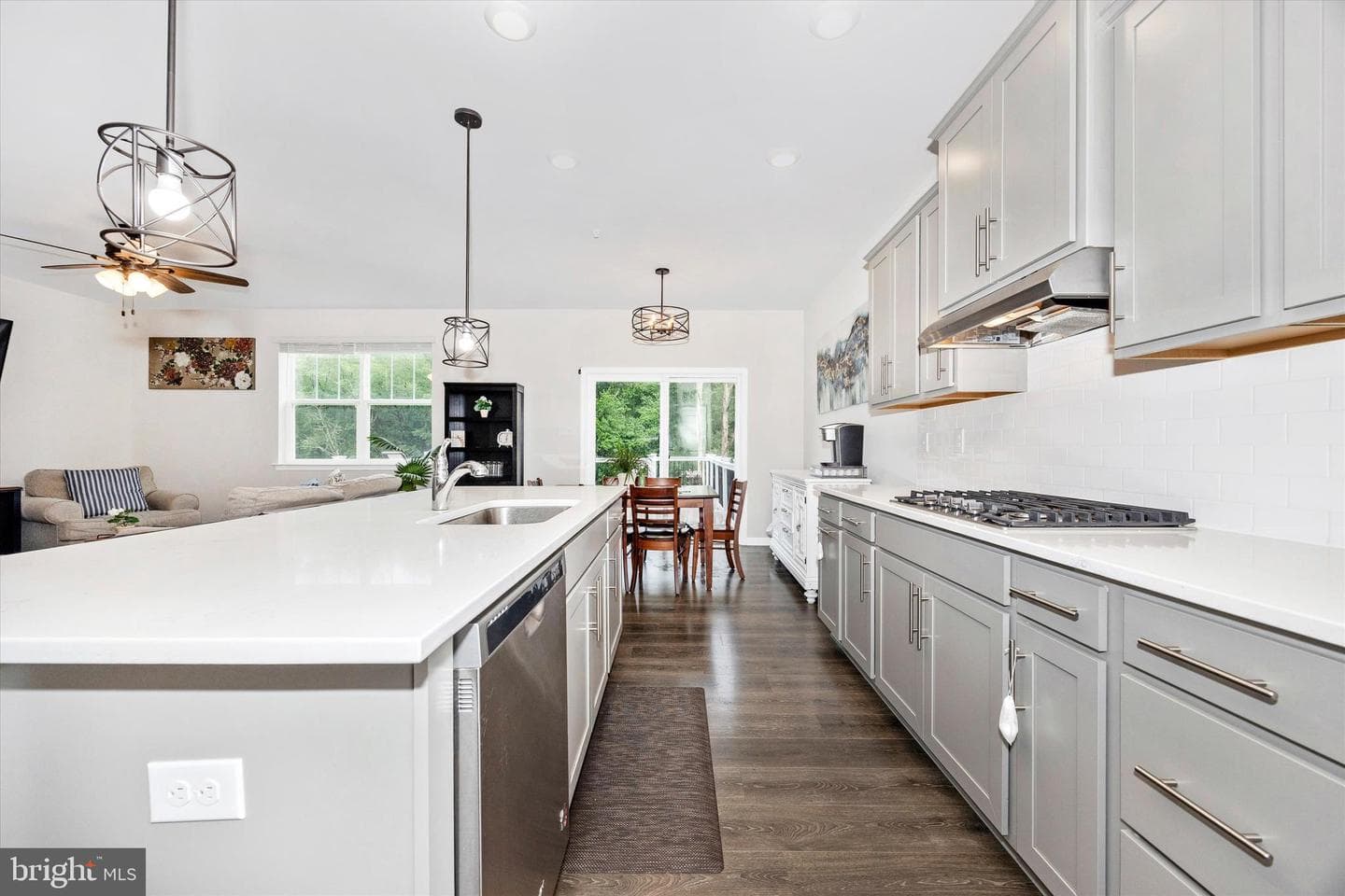 5613 Zoe Lane photo 10