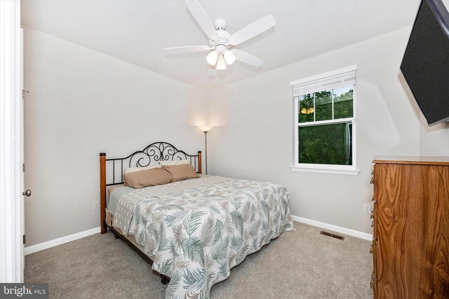 5613 Zoe Lane photo 12