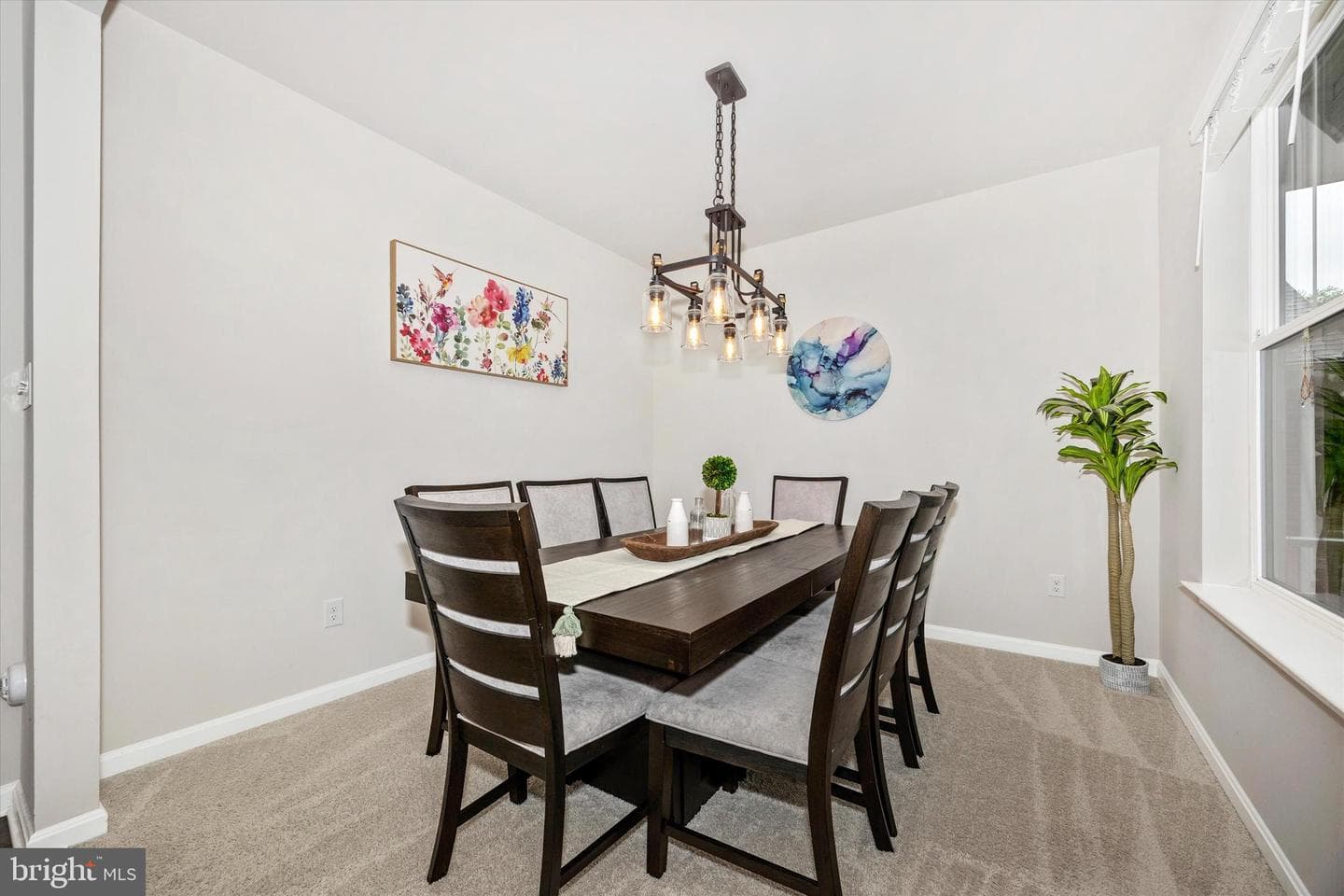 5613 Zoe Lane photo 6