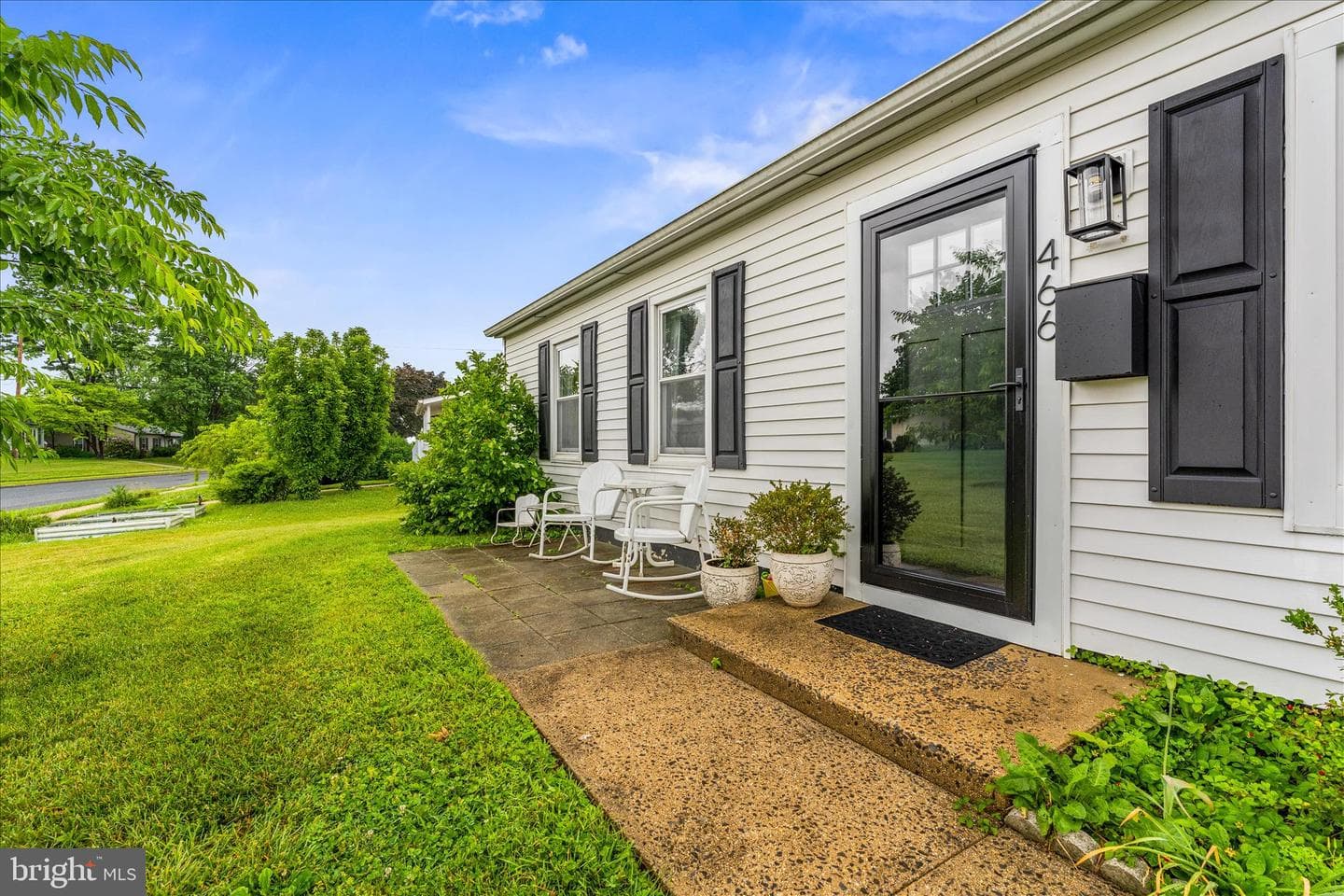 466 Carrollton Drive photo 3