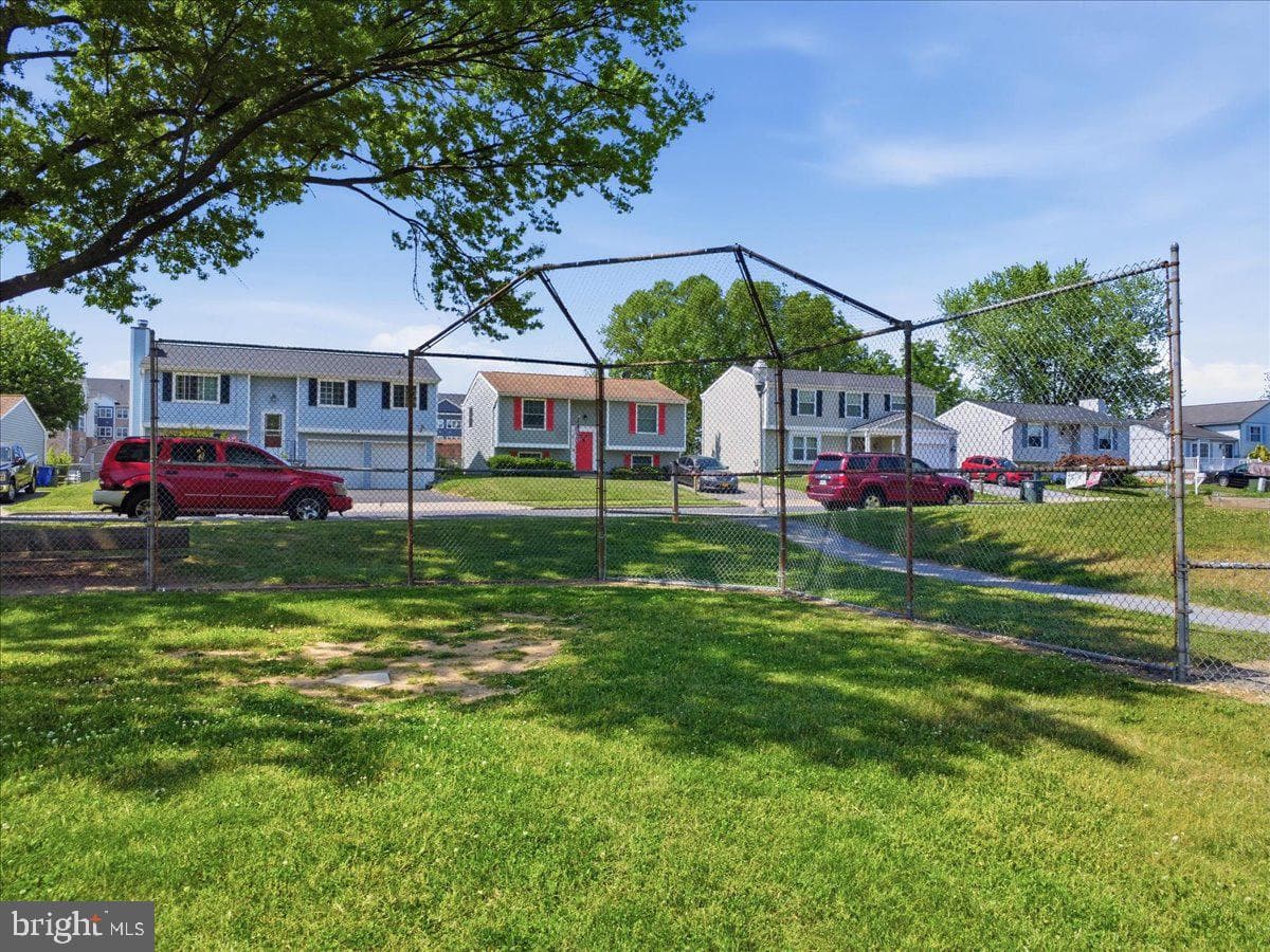 358 Prospect Boulevard photo 43