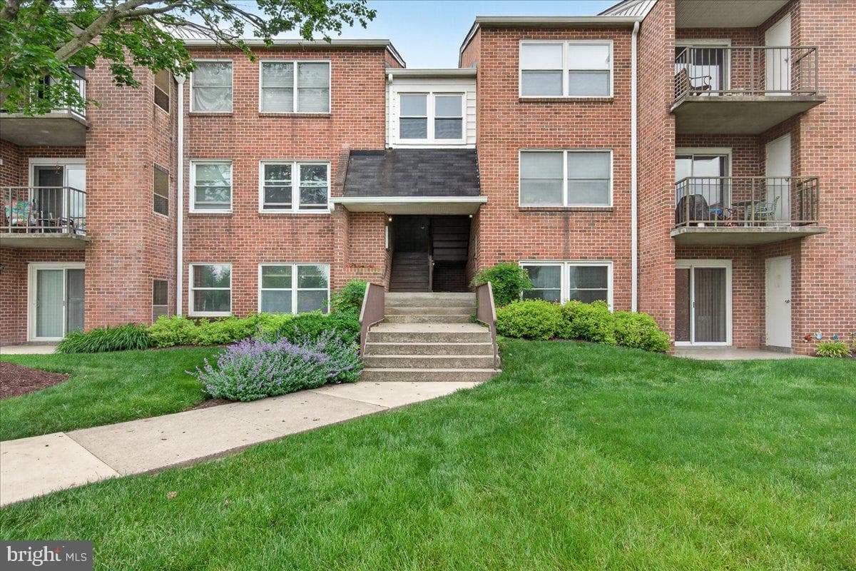 200 Chapel Court #209, Walkersville