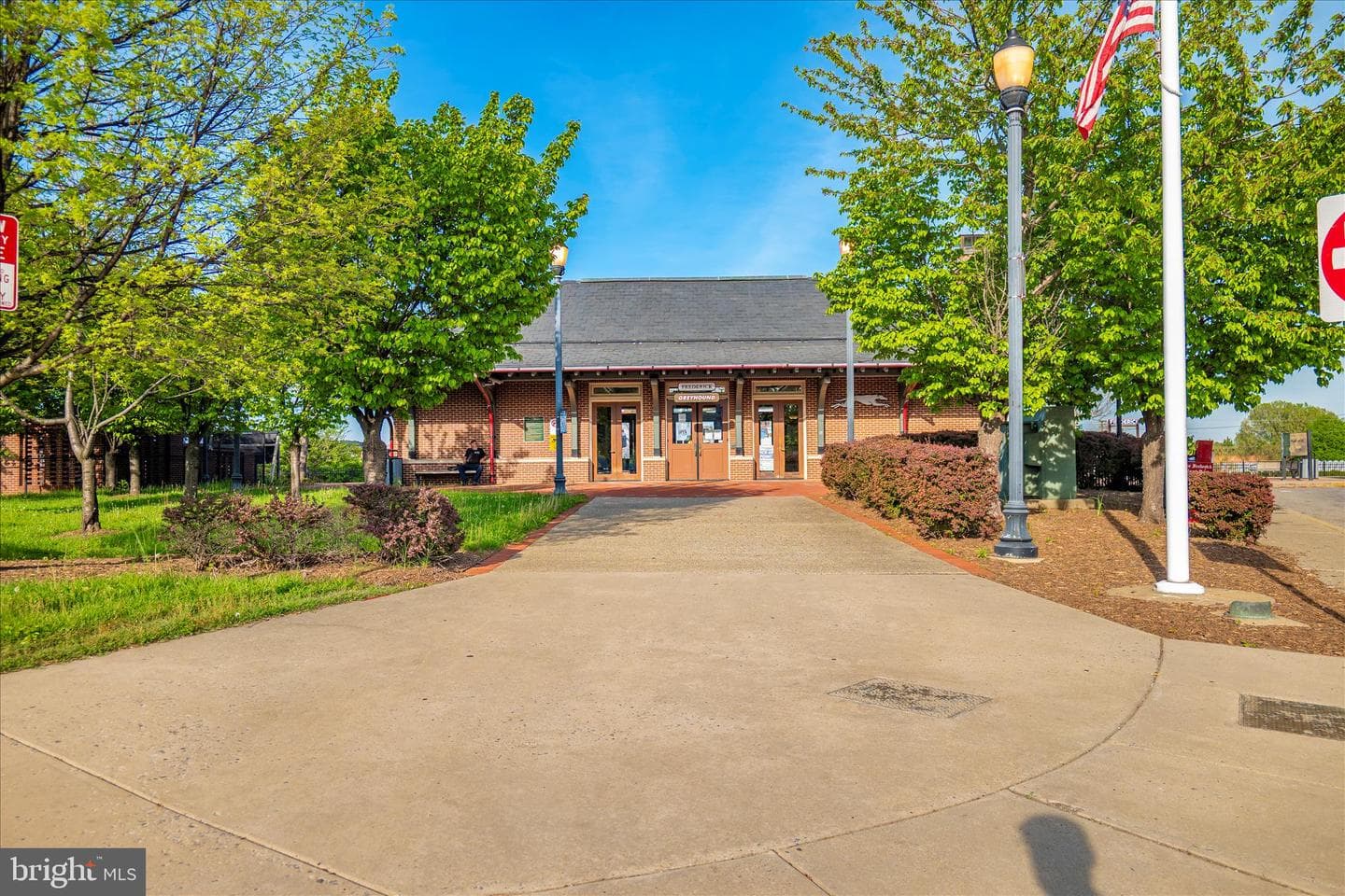 1190 N Market Street photo 117