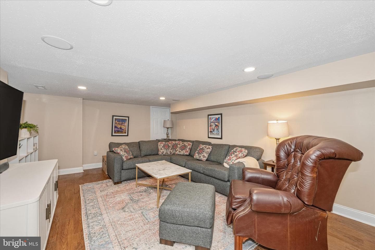 1190 N Market Street photo 56