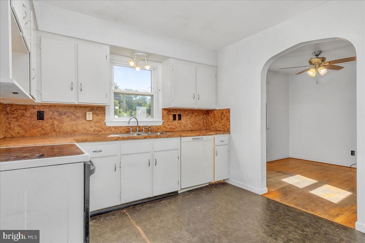 13806 Wolfsville Road photo 13