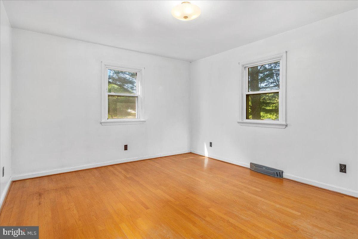 13806 Wolfsville Road photo 15