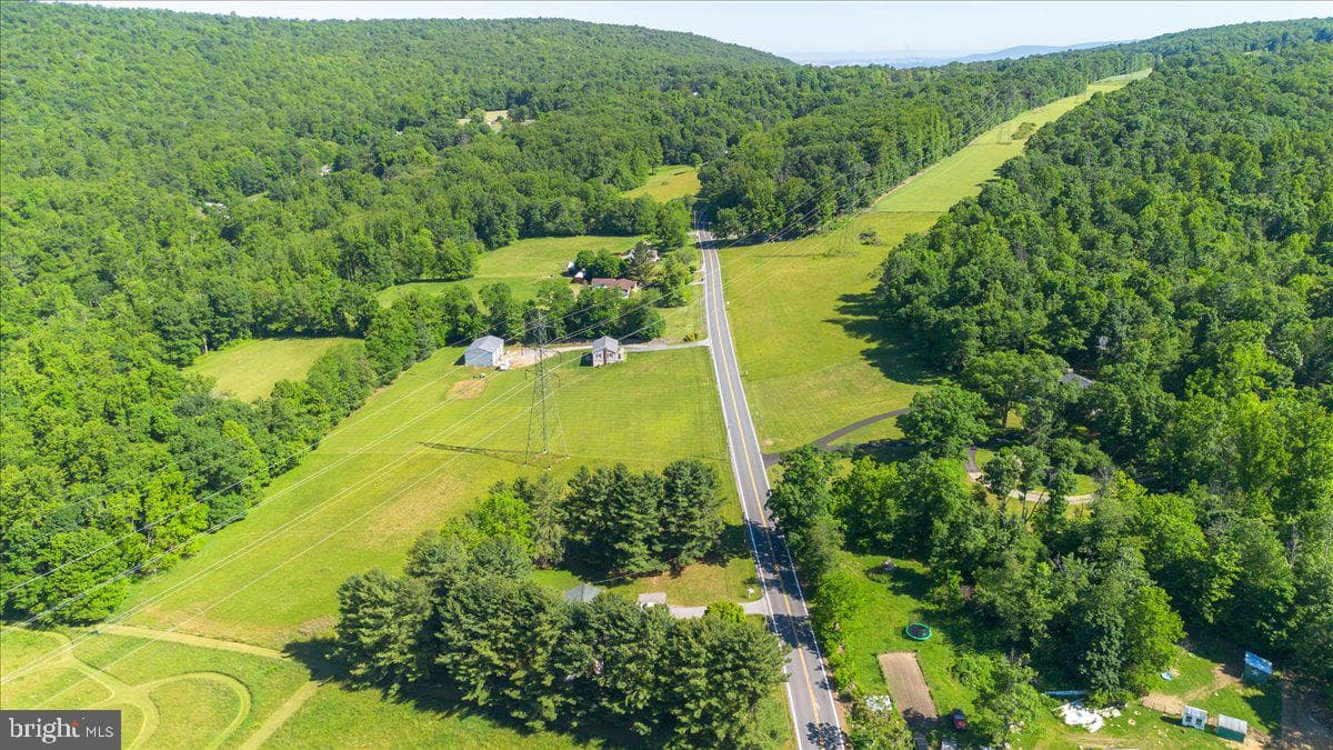 13806 Wolfsville Road photo 34