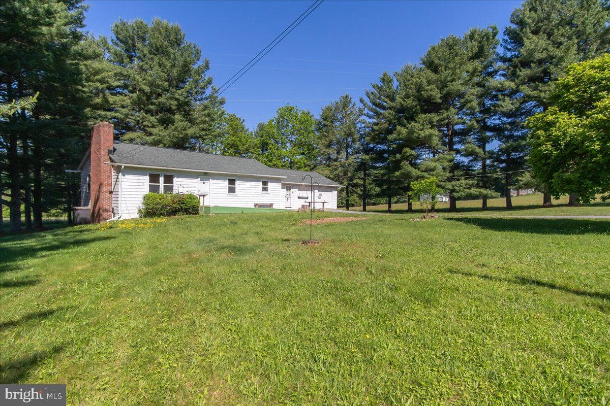 13806 Wolfsville Road photo 4