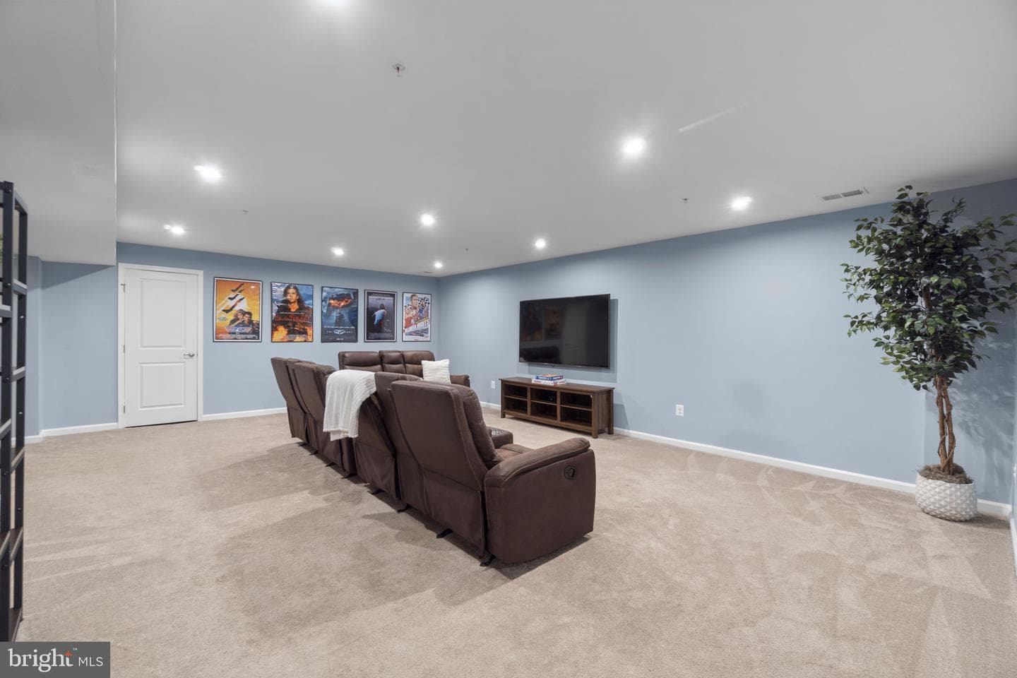 11033 Hazelnut Lane photo 35