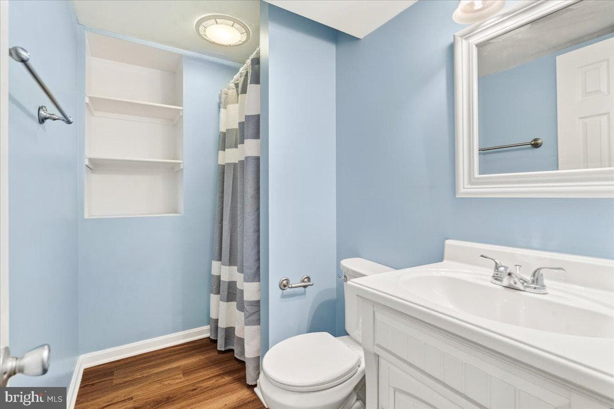 5604 Worchester Court photo 72