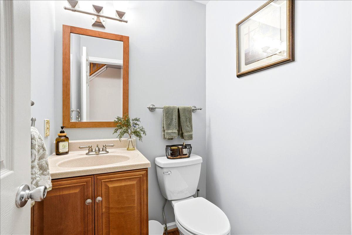 5604 Worchester Court photo 9