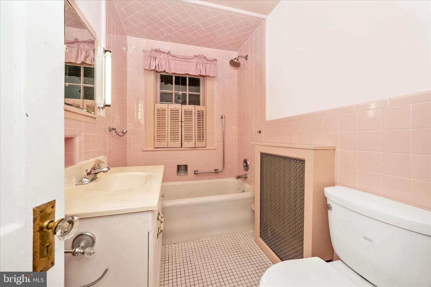 523 W Potomac Street photo 36