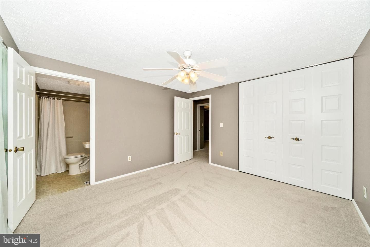 218 Sandstone Drive photo 22