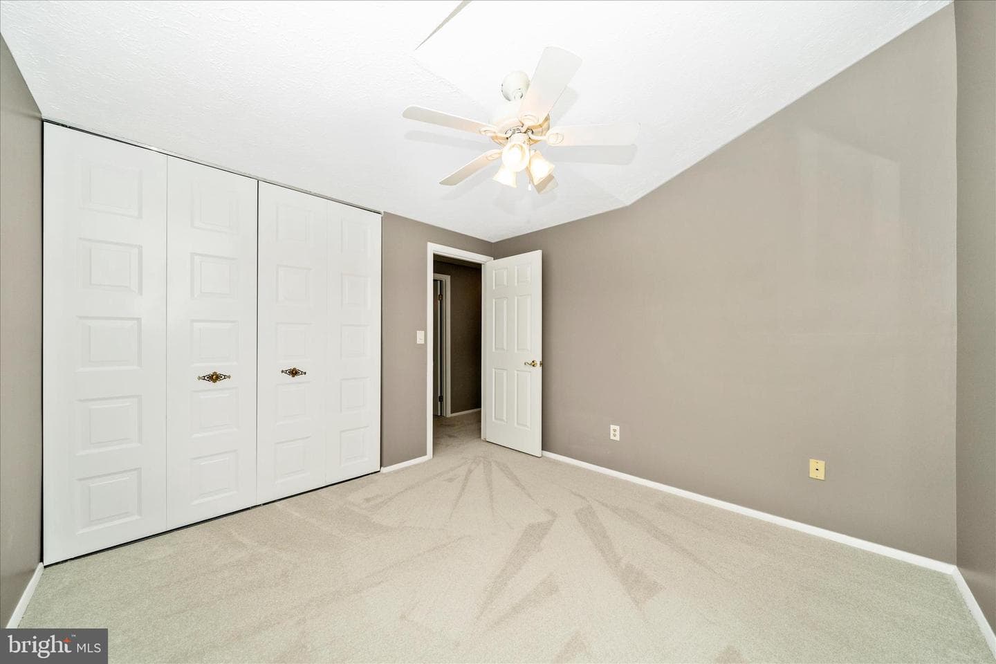 218 Sandstone Drive photo 27