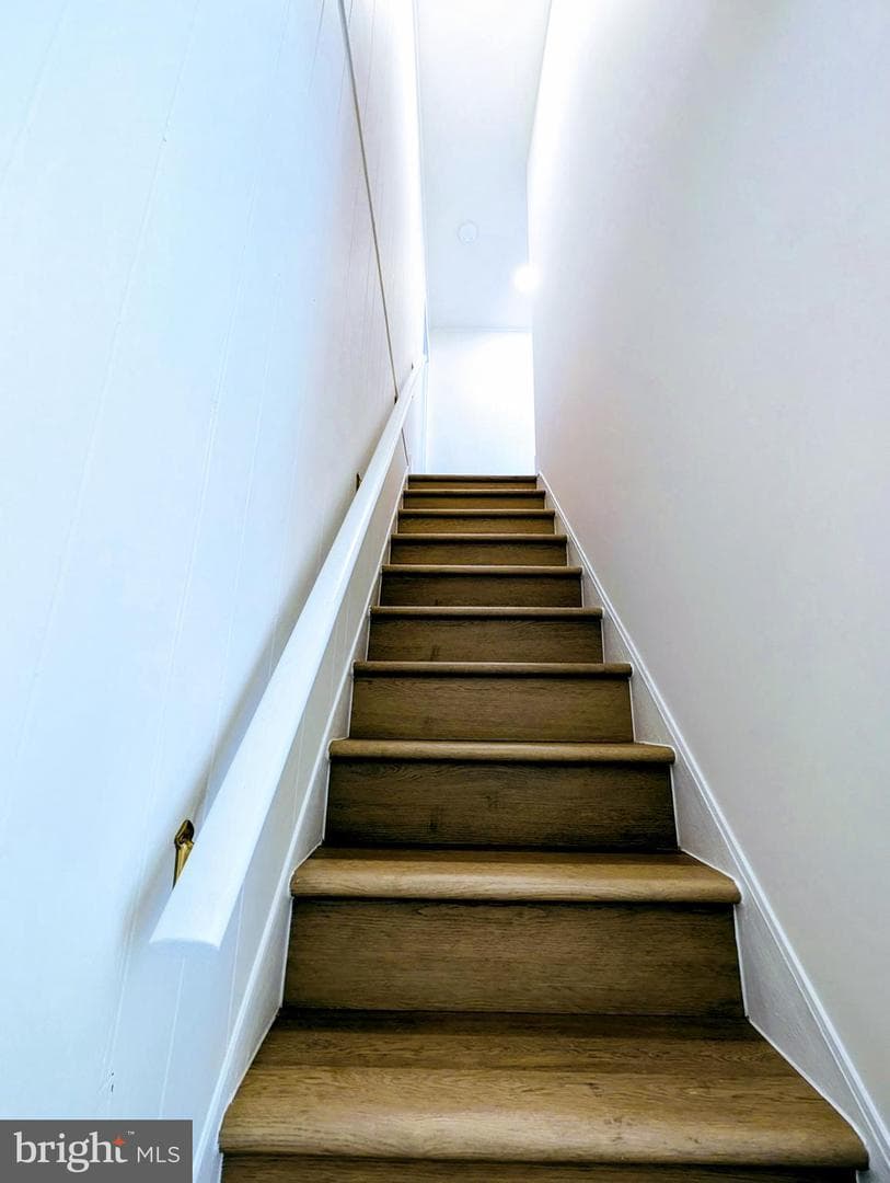 7 N Wisner Street photo 12