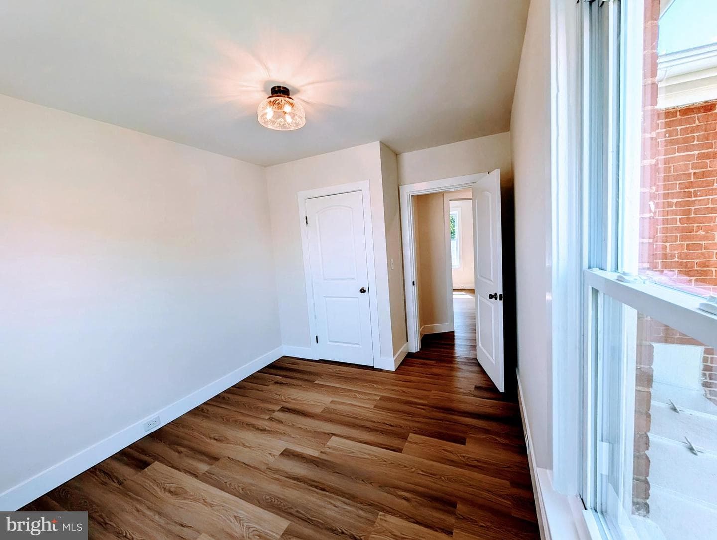 7 N Wisner Street photo 16