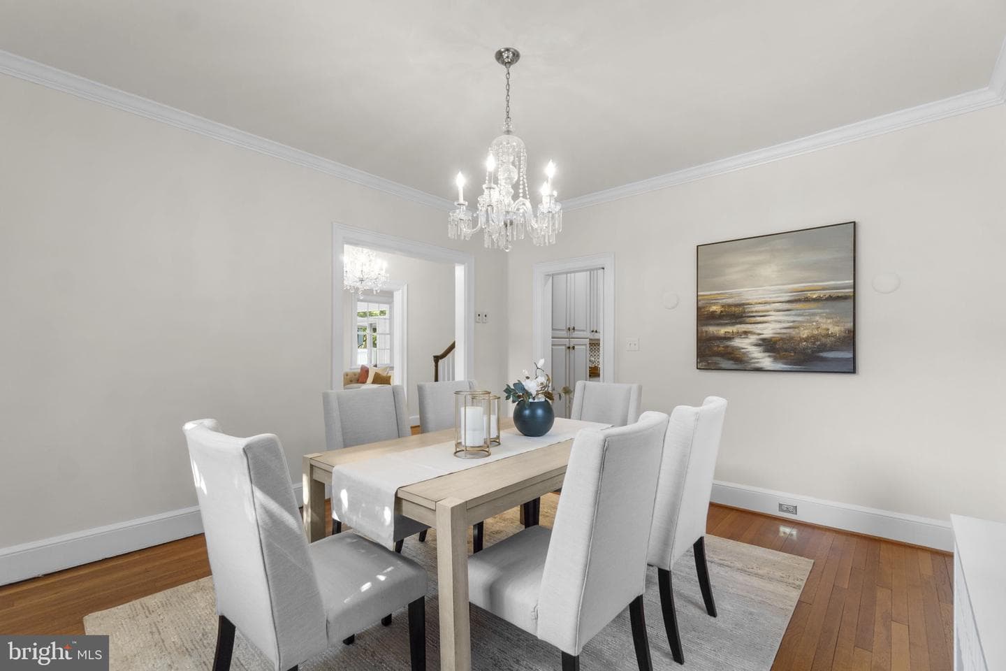 305 College Place photo 17