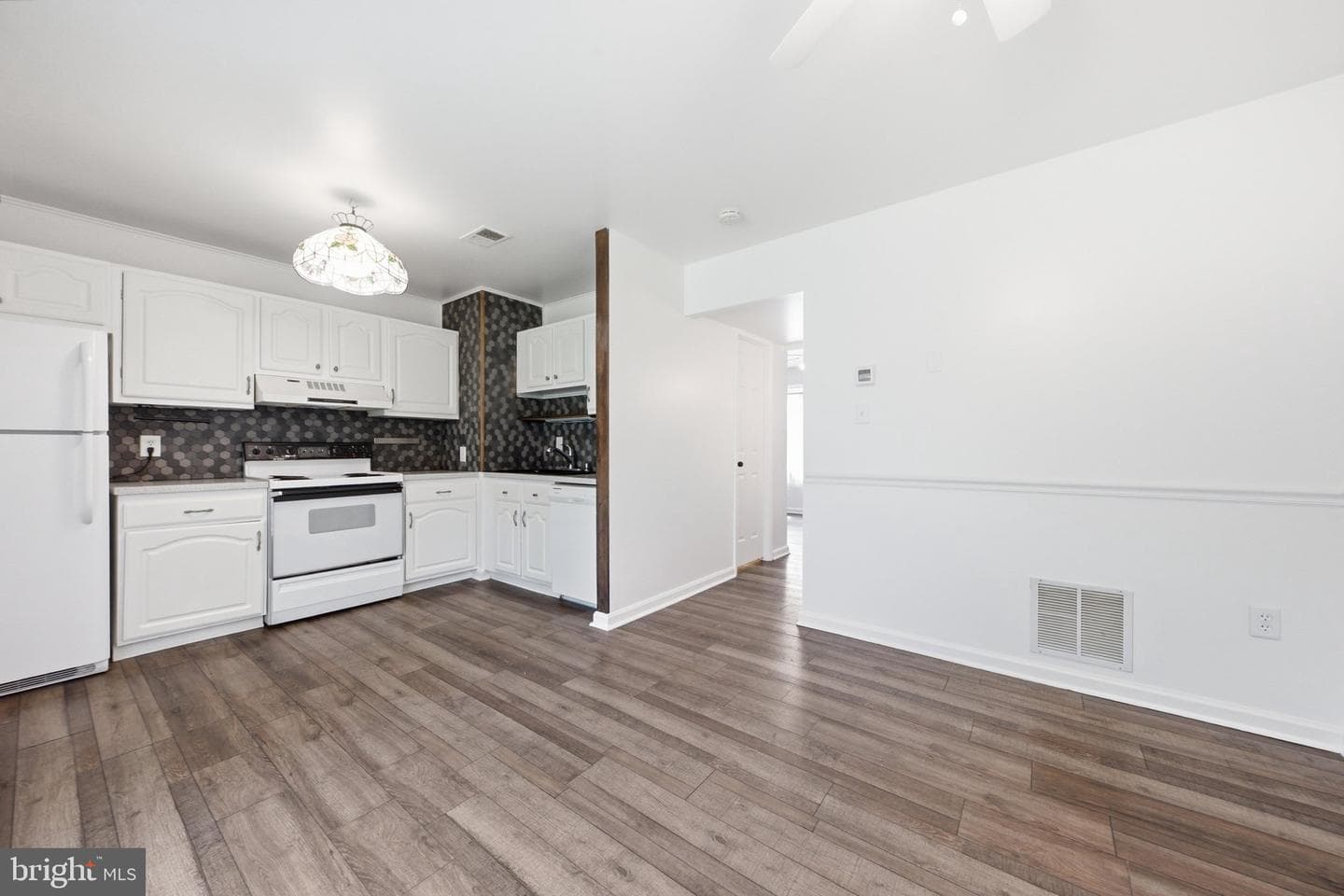177 Stonegate Drive photo 14