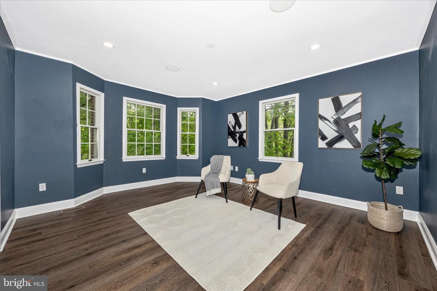 4109 Cove Court photo 4
