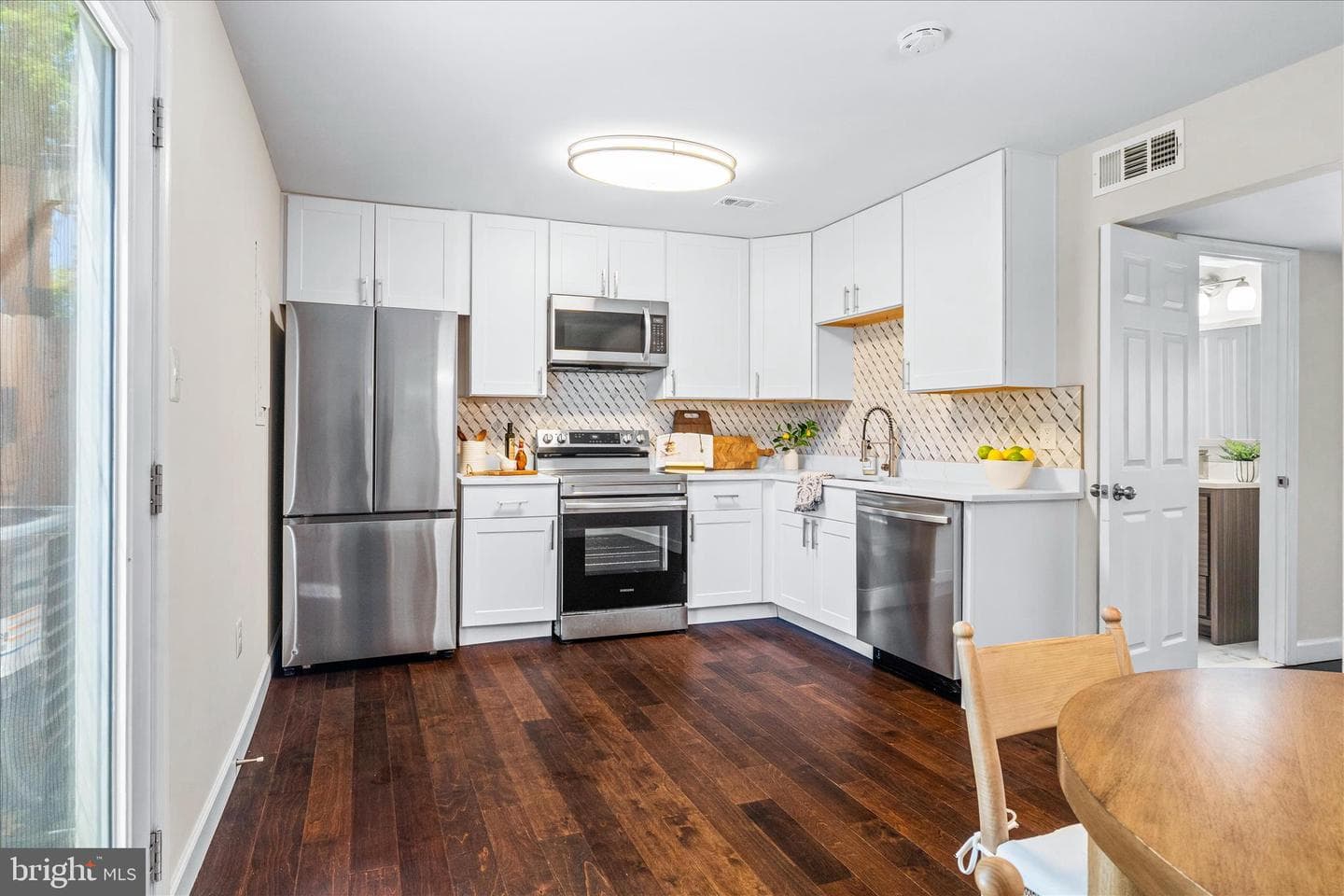 108 W Orndorff Drive photo 4