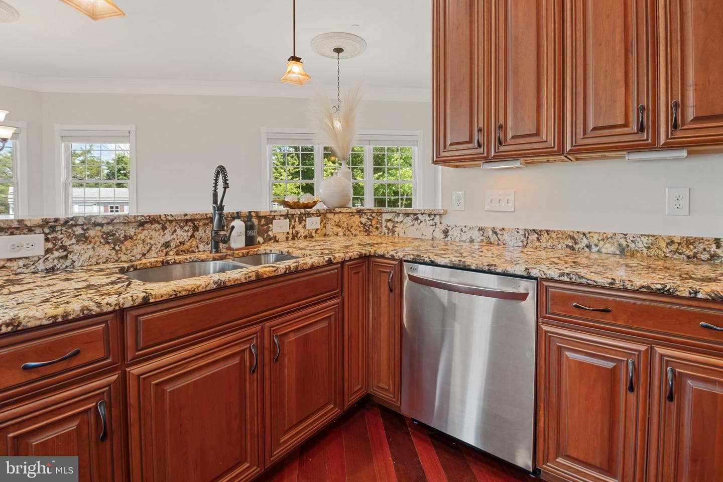 7147 Linganore Road photo 10
