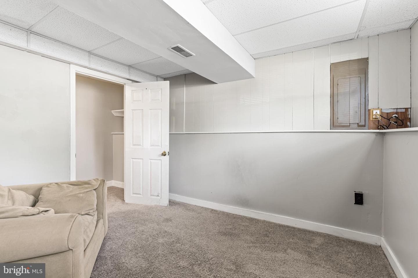 402 Cranberry Court photo 16