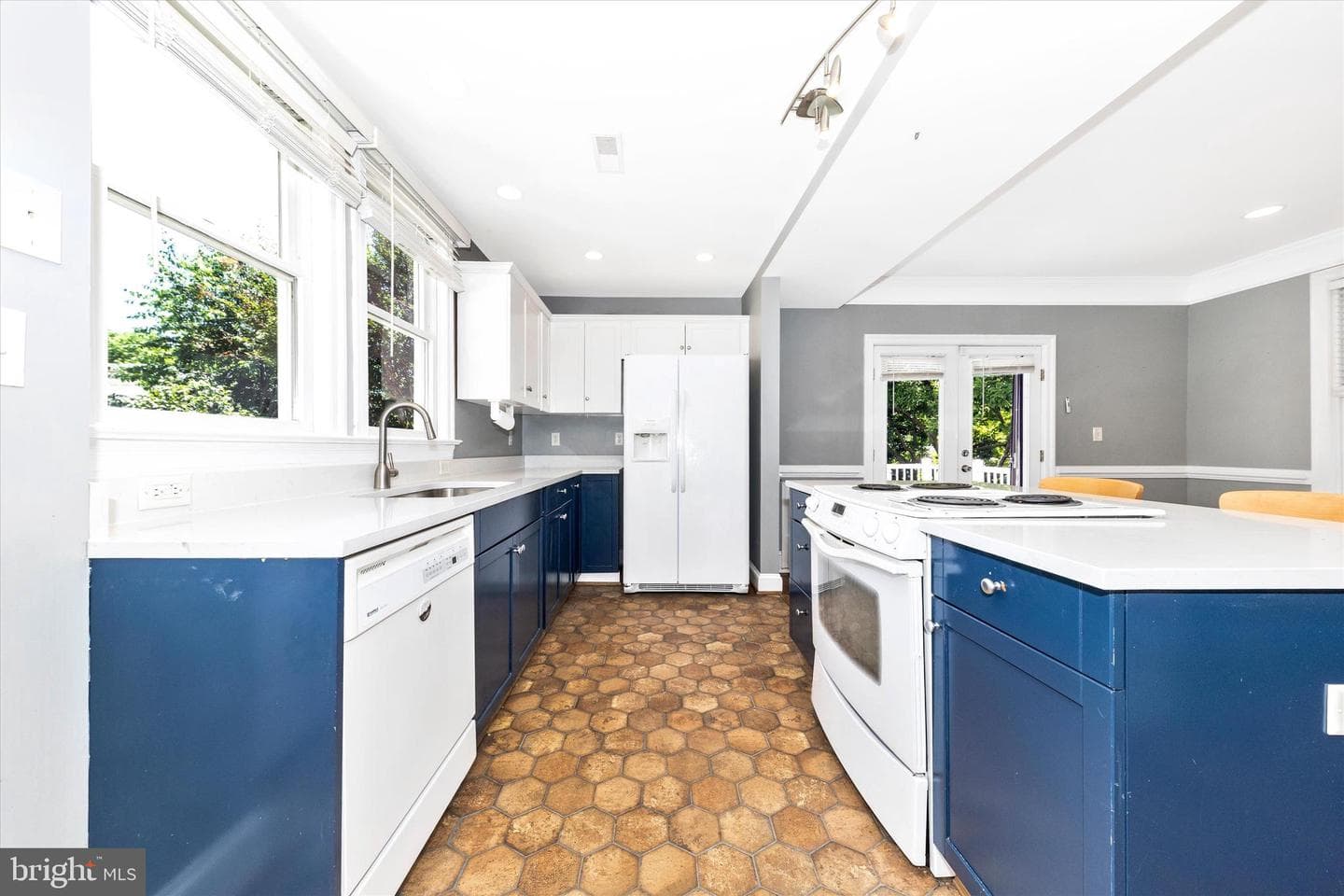 316 Brunswick Street photo 22