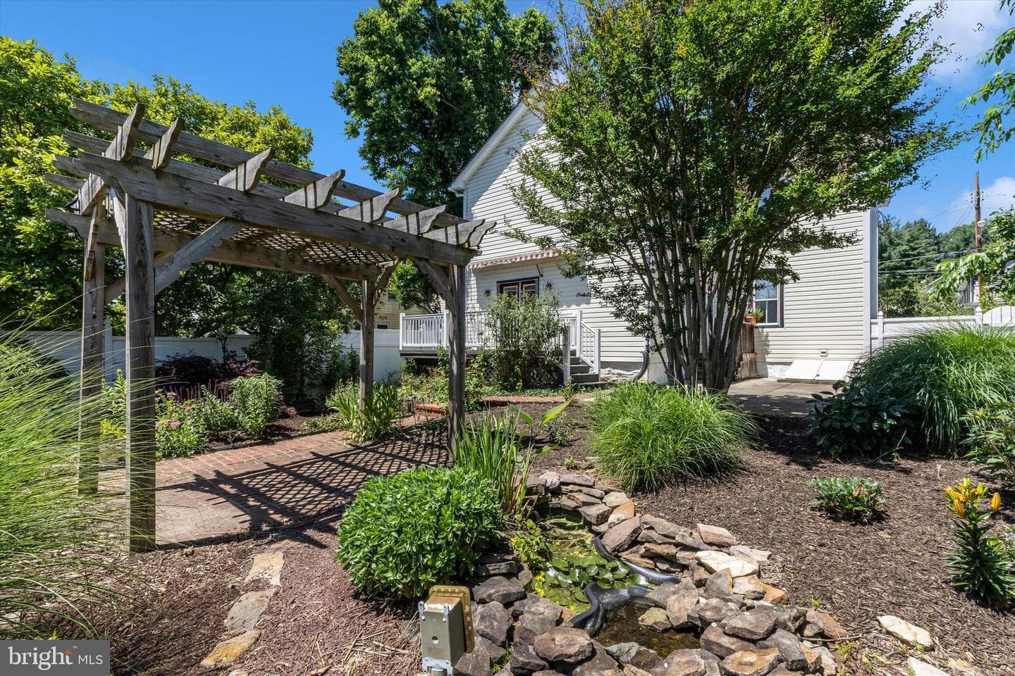 316 Brunswick Street photo 40