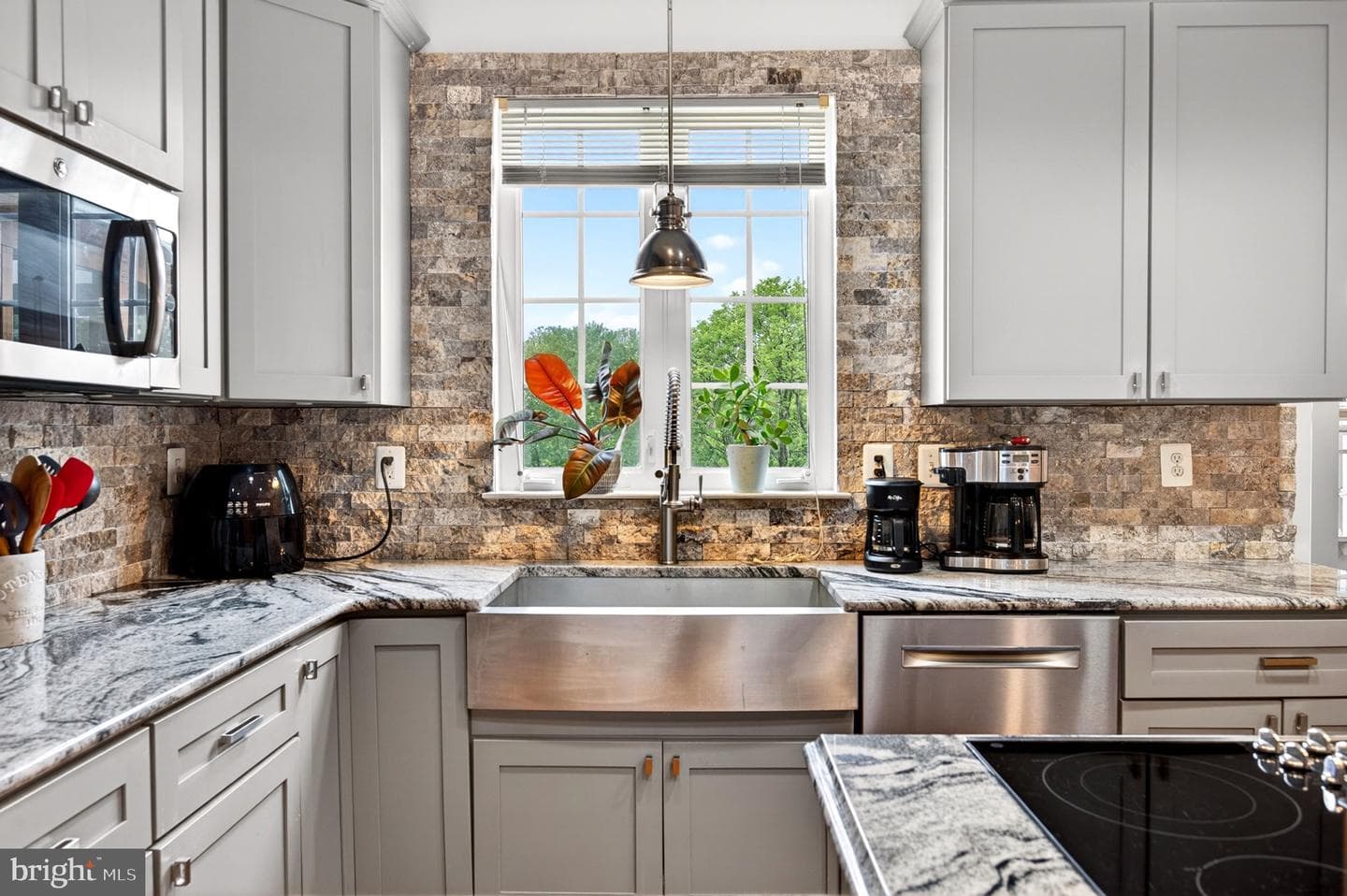 8 N Pointe Terrace, Middletown