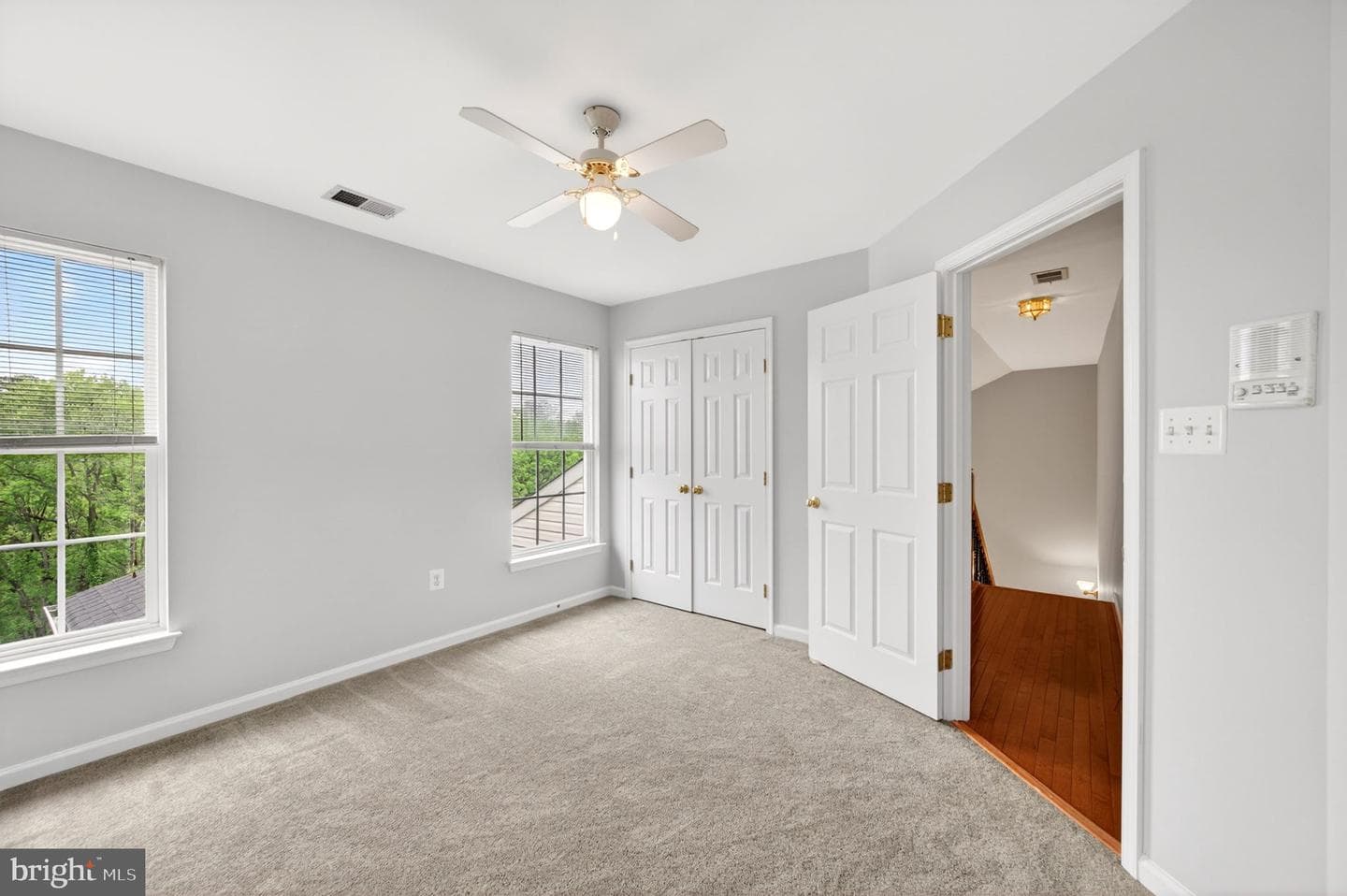 8 N Pointe Terrace photo 38