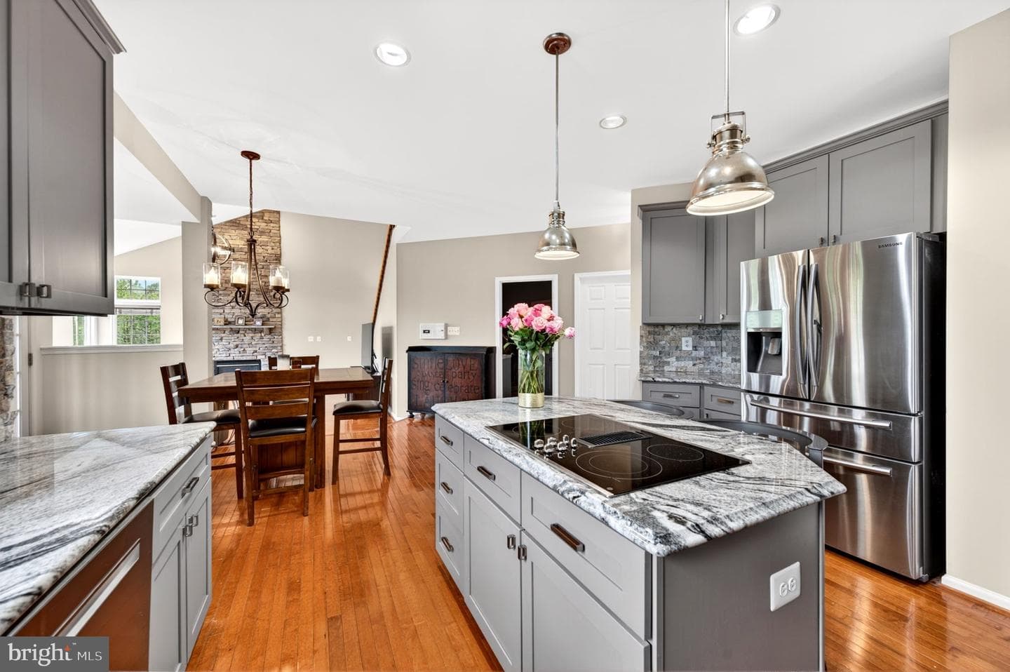 8 N Pointe Terrace photo 5
